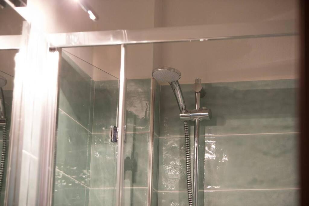 Alice'S Guest Parking & Wi-Fi Apartment Pisa Exterior photo