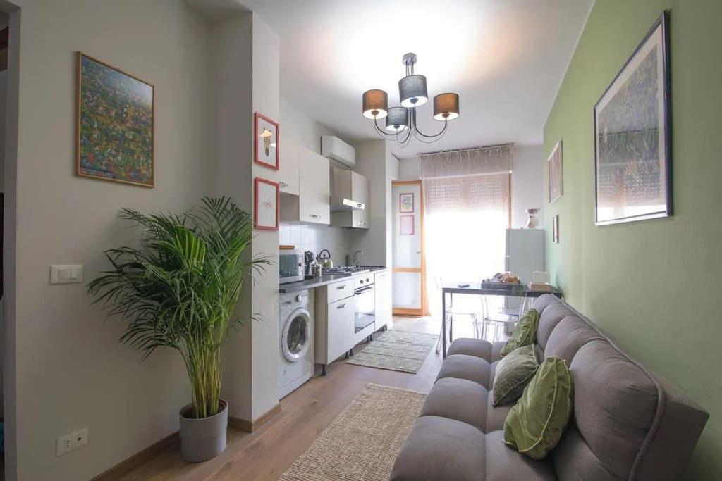 Alice'S Guest Parking & Wi-Fi Apartment Pisa Exterior photo